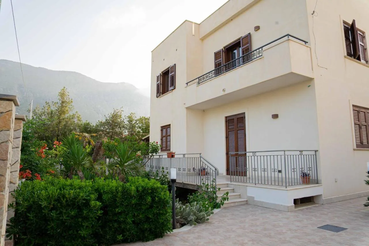 Il Tramonto B&B 카스텔루치오